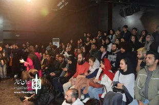 حضور چشمگیر تناشاگران در نشست های نمایشنامه خوانی لبرز