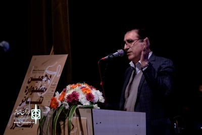 قادر آشنا  در آیین اختتامیه دهمین جشنواره تئاتر البرز تاکید کرد:

حمایت ویژه از تولید نمایشنامه‌های ملی